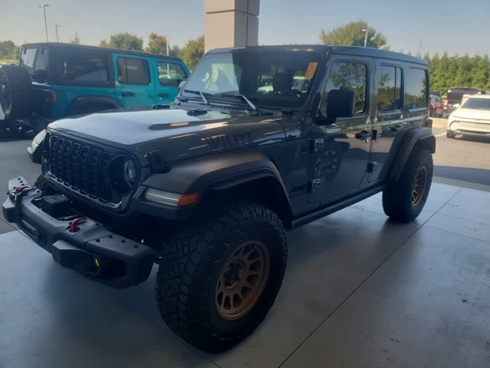 2024 Jeep Wrangler Willys photo 2