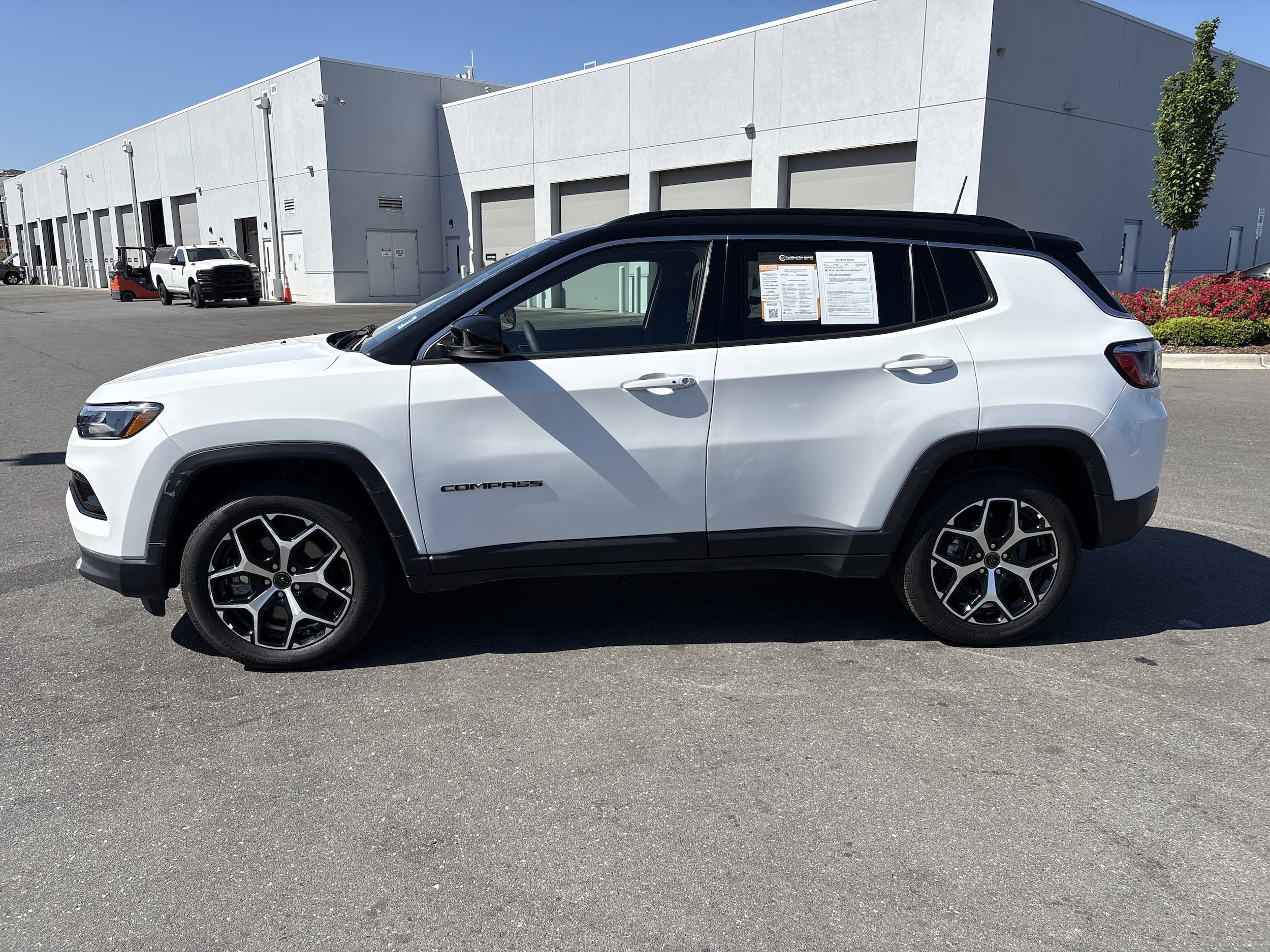 2025 Jeep Compass Limited photo 5