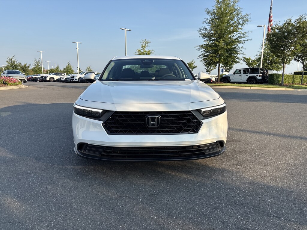 Used 2023 Honda Accord LX Sedan