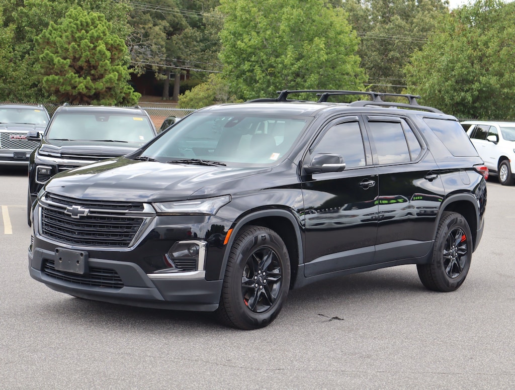 Used 2023 Chevrolet Traverse LT Cloth SUV