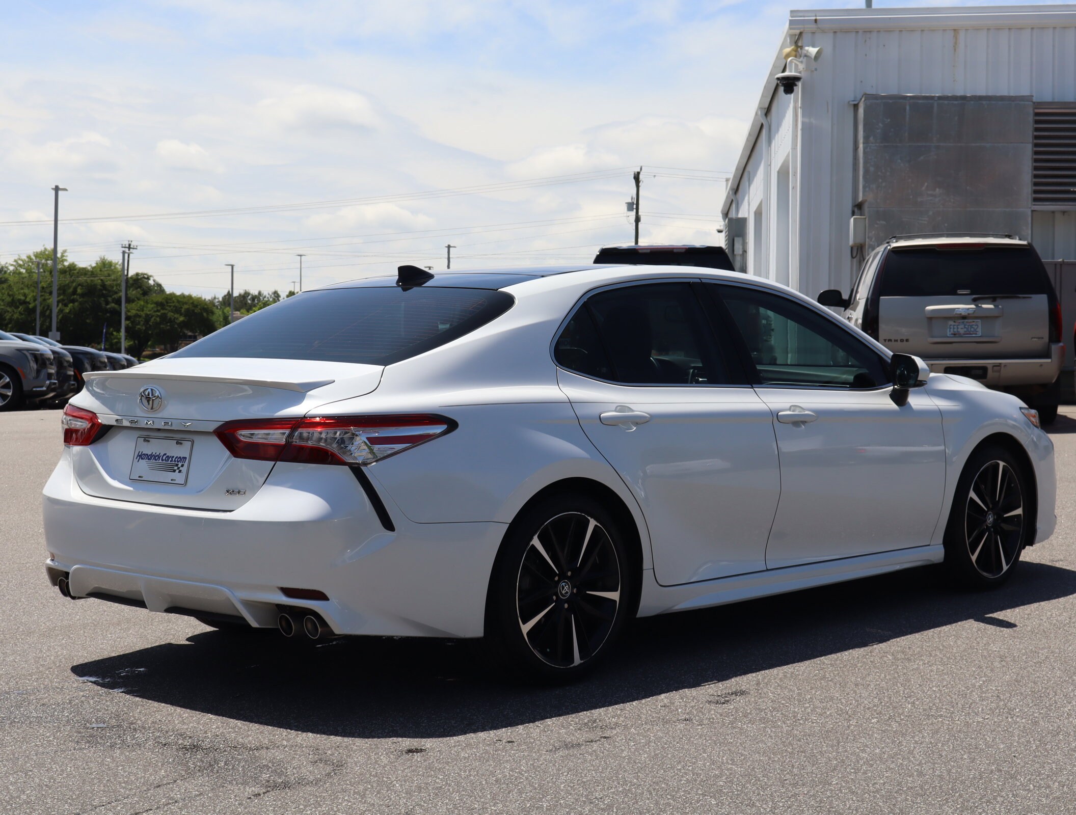 2020 Toyota Camry XSE photo 3