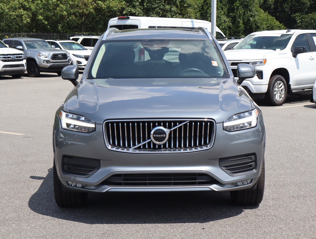 Used 2020 Volvo XC90 Momentum SUV
