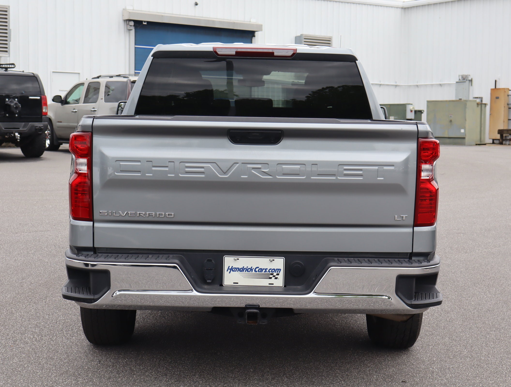 2025 Chevrolet Silverado 1500 LT photo 3