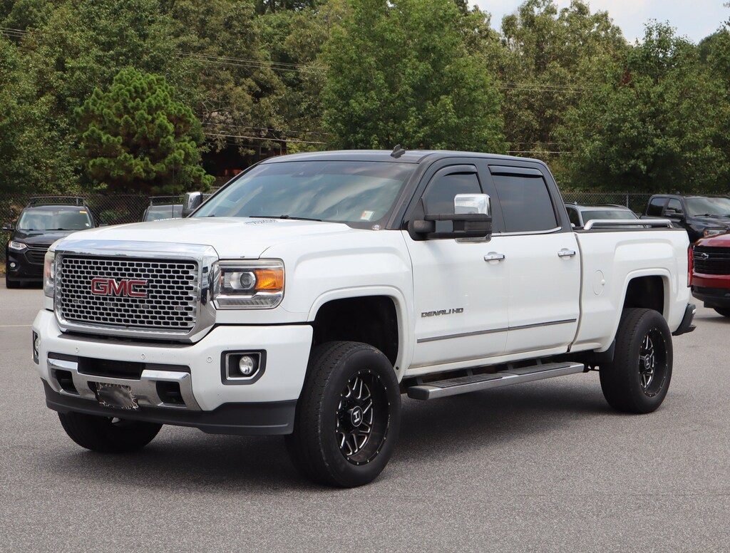 Used 2015 GMC Sierra 2500HD Denali Pickup