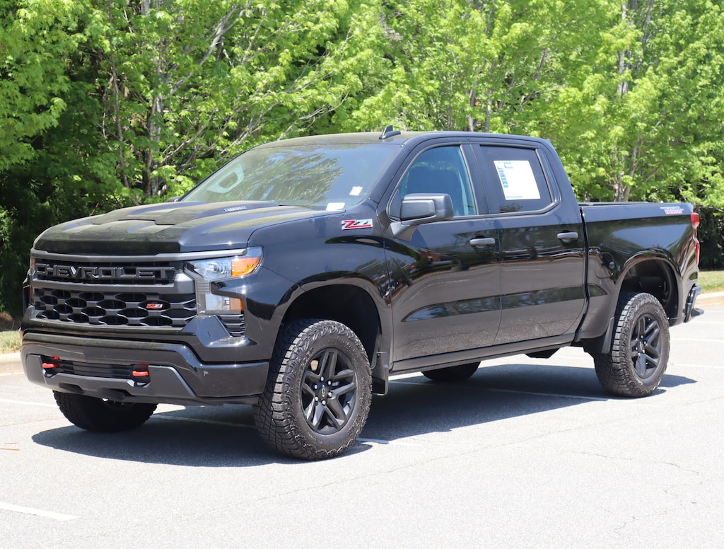 Used 2025 Chevrolet Silverado 1500 Custom Trail Boss Pickup