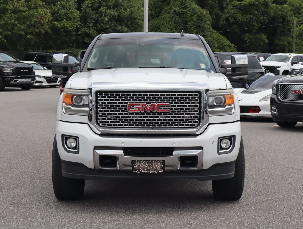 Used 2015 GMC Sierra 2500HD Denali Pickup
