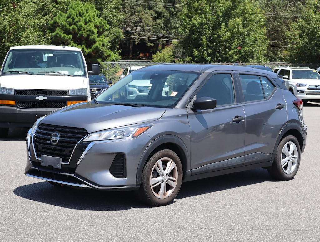 Used 2021 Nissan Kicks S SUV
