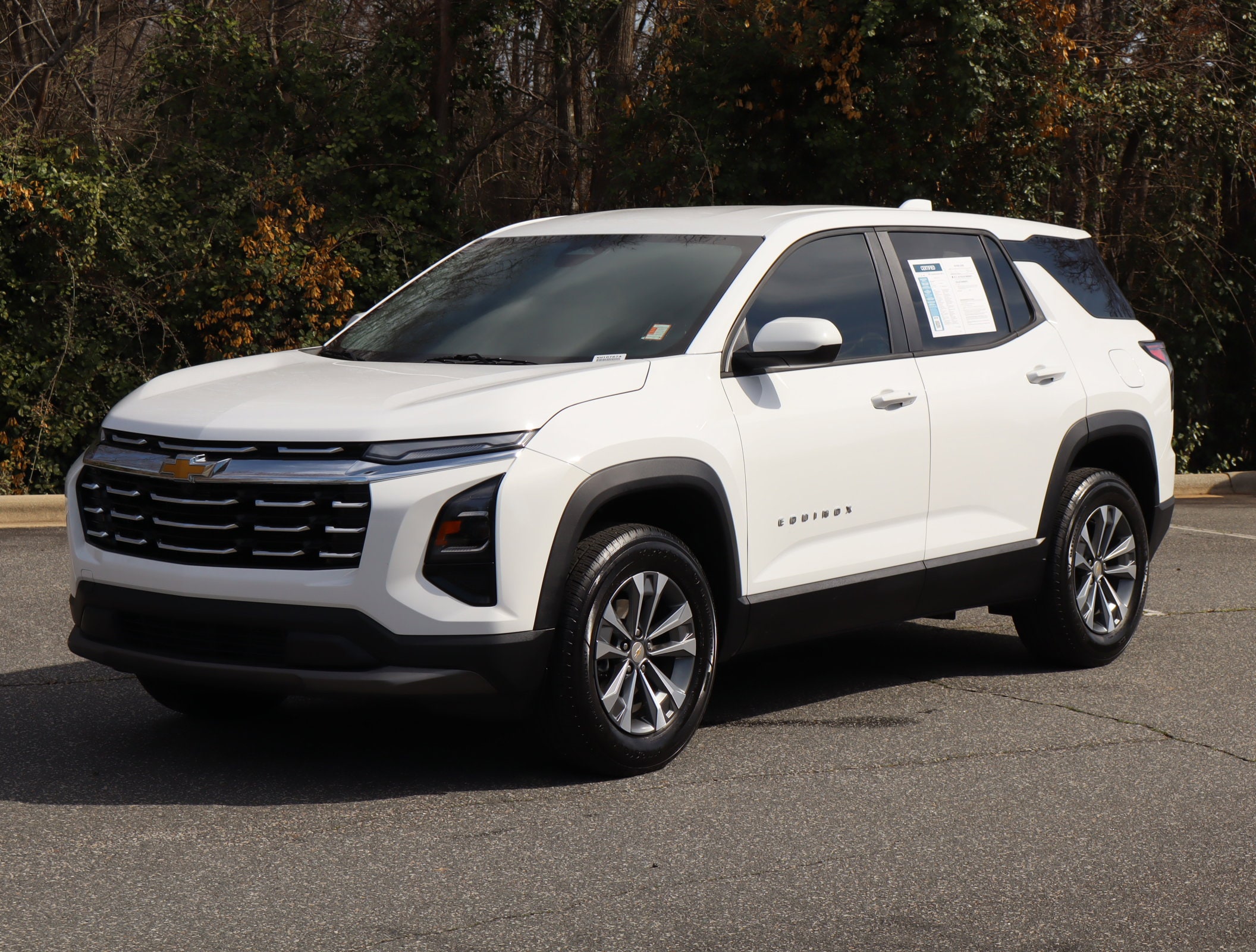 2026 Chevrolet Equinox FWD LT photo 4