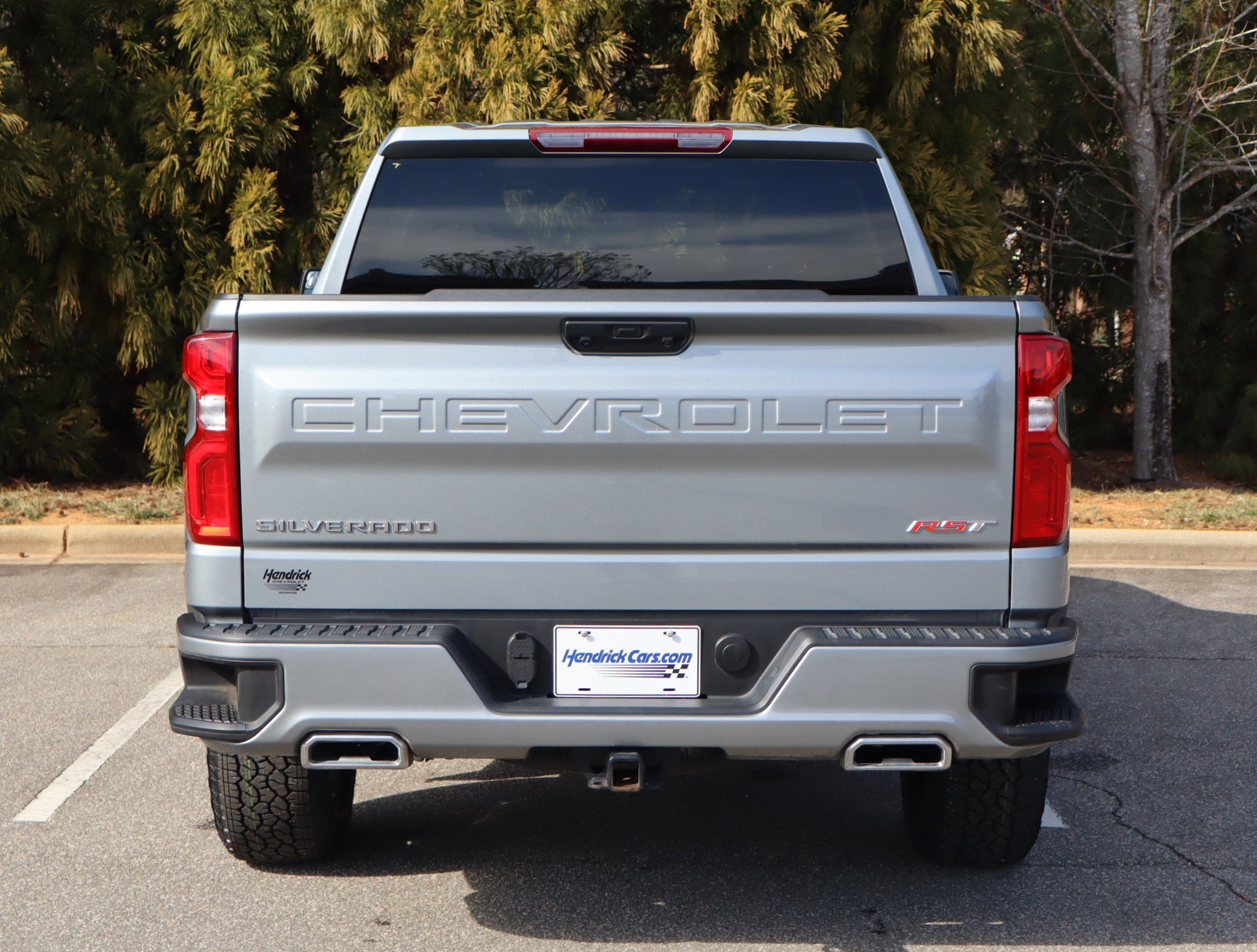 2024 Chevrolet Silverado 1500 RST photo 3