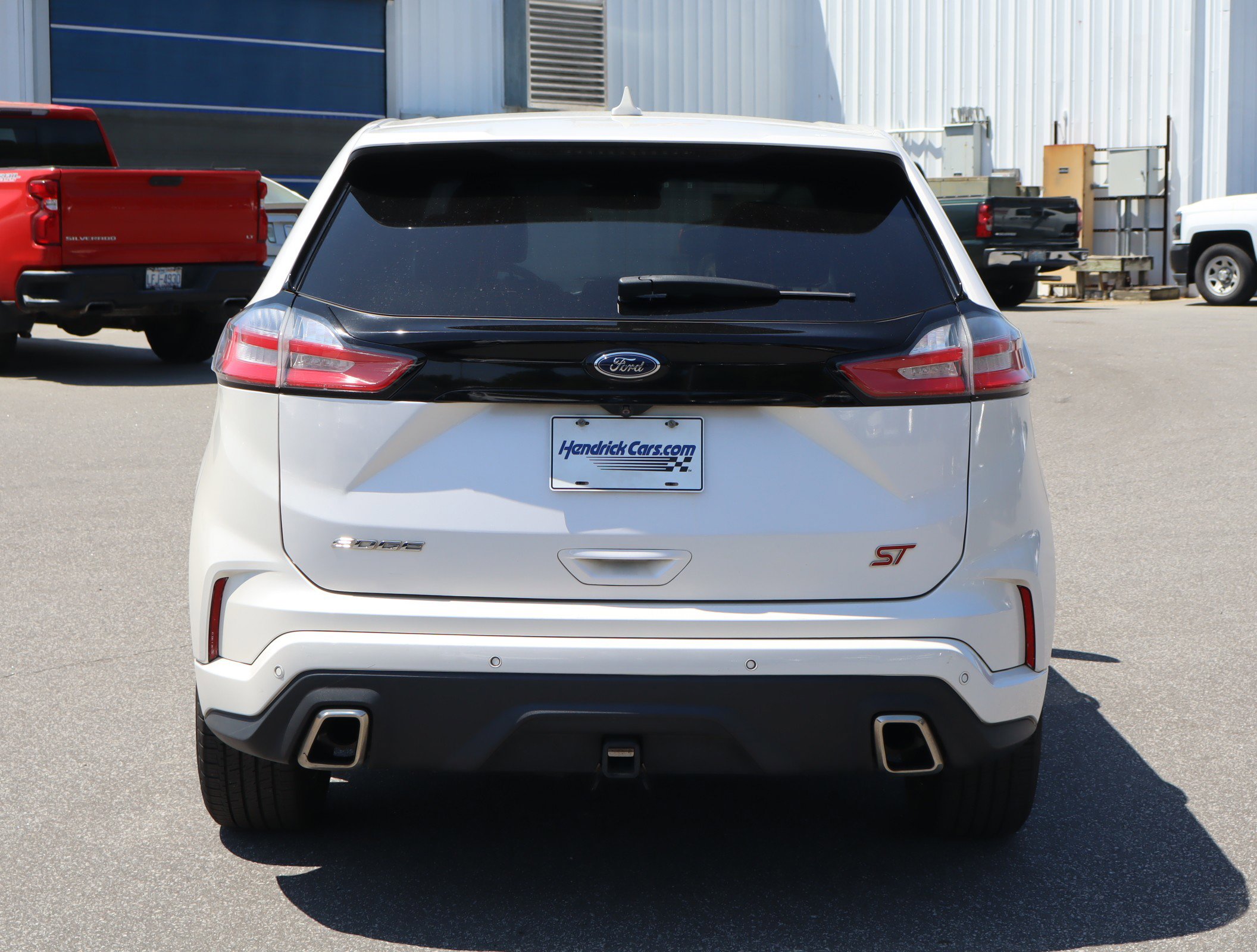 2019 Ford Edge ST photo 3