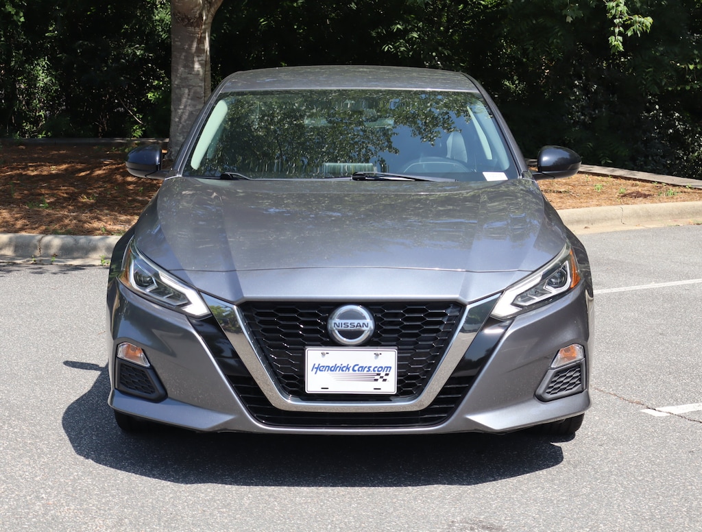 Used 2020 Nissan Altima 2.5 SR Sedan