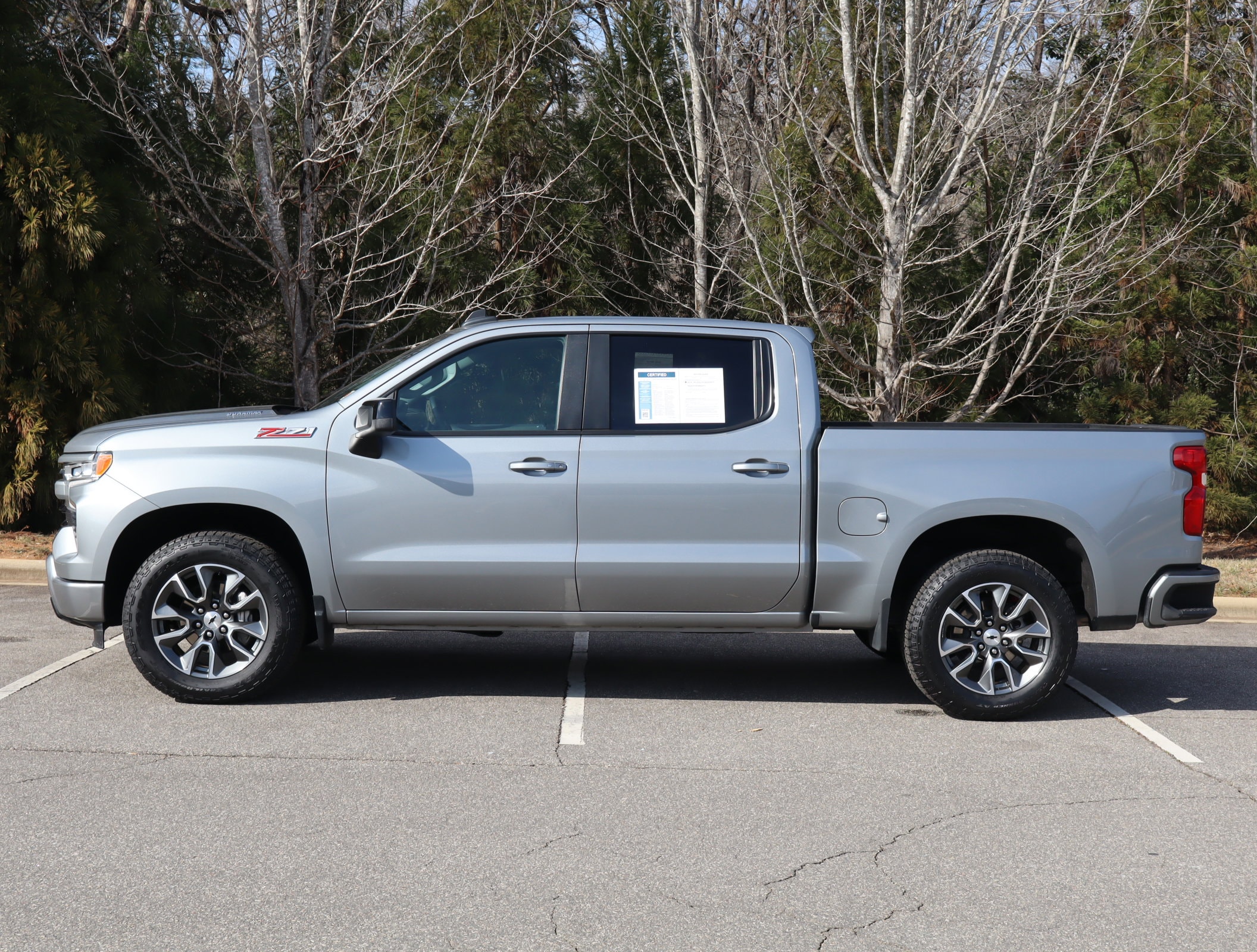 2024 Chevrolet Silverado 1500 RST photo 5
