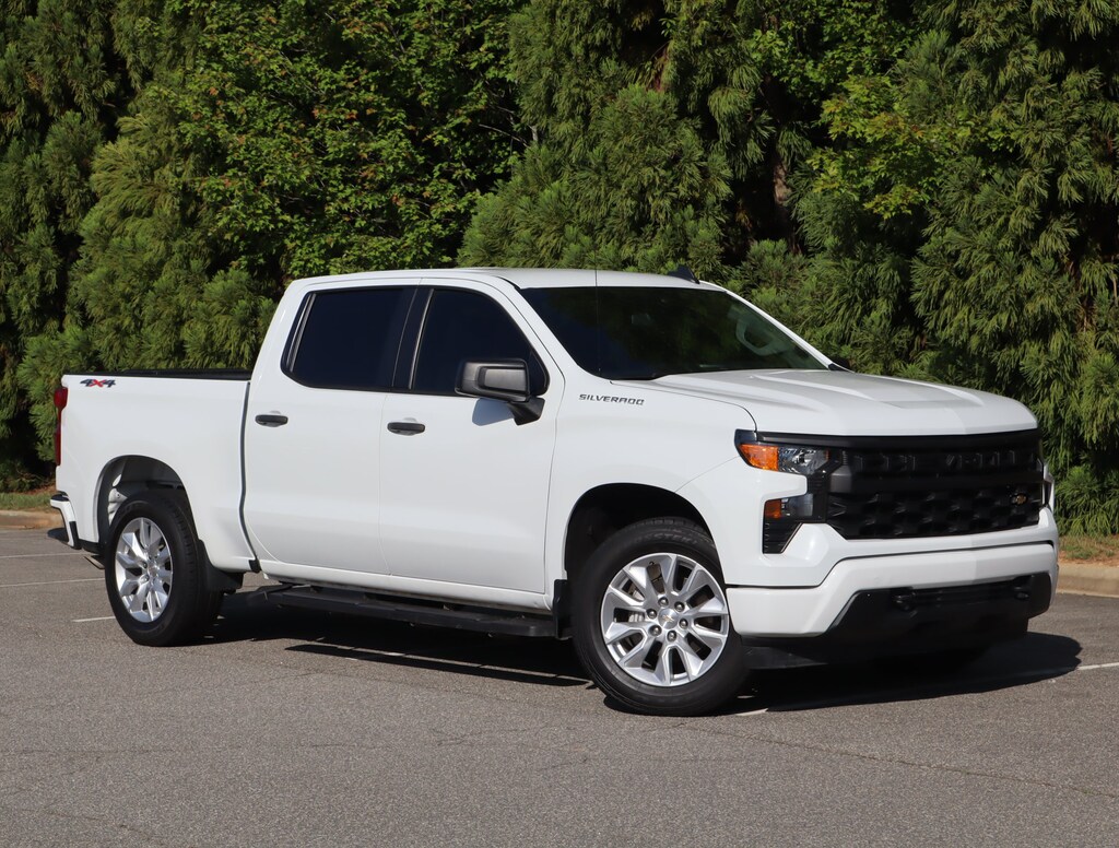 Used 2024 Chevrolet Silverado 1500 Custom Pickup