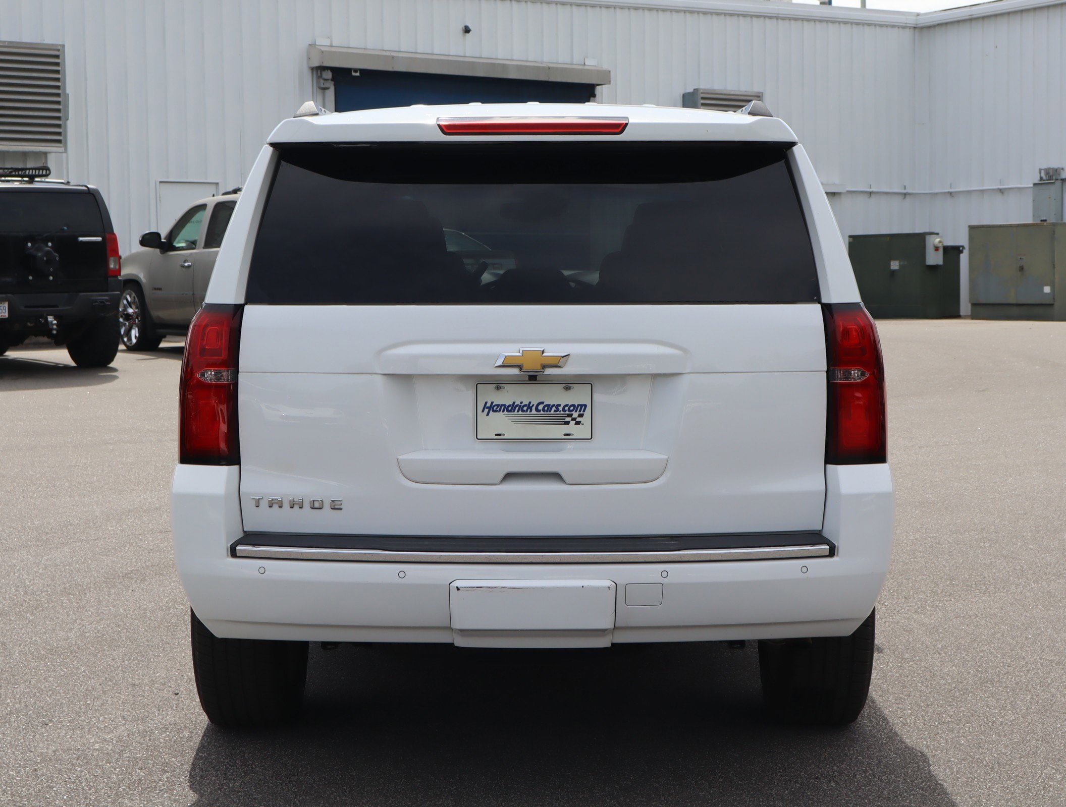 2016 Chevrolet Tahoe LTZ photo 3