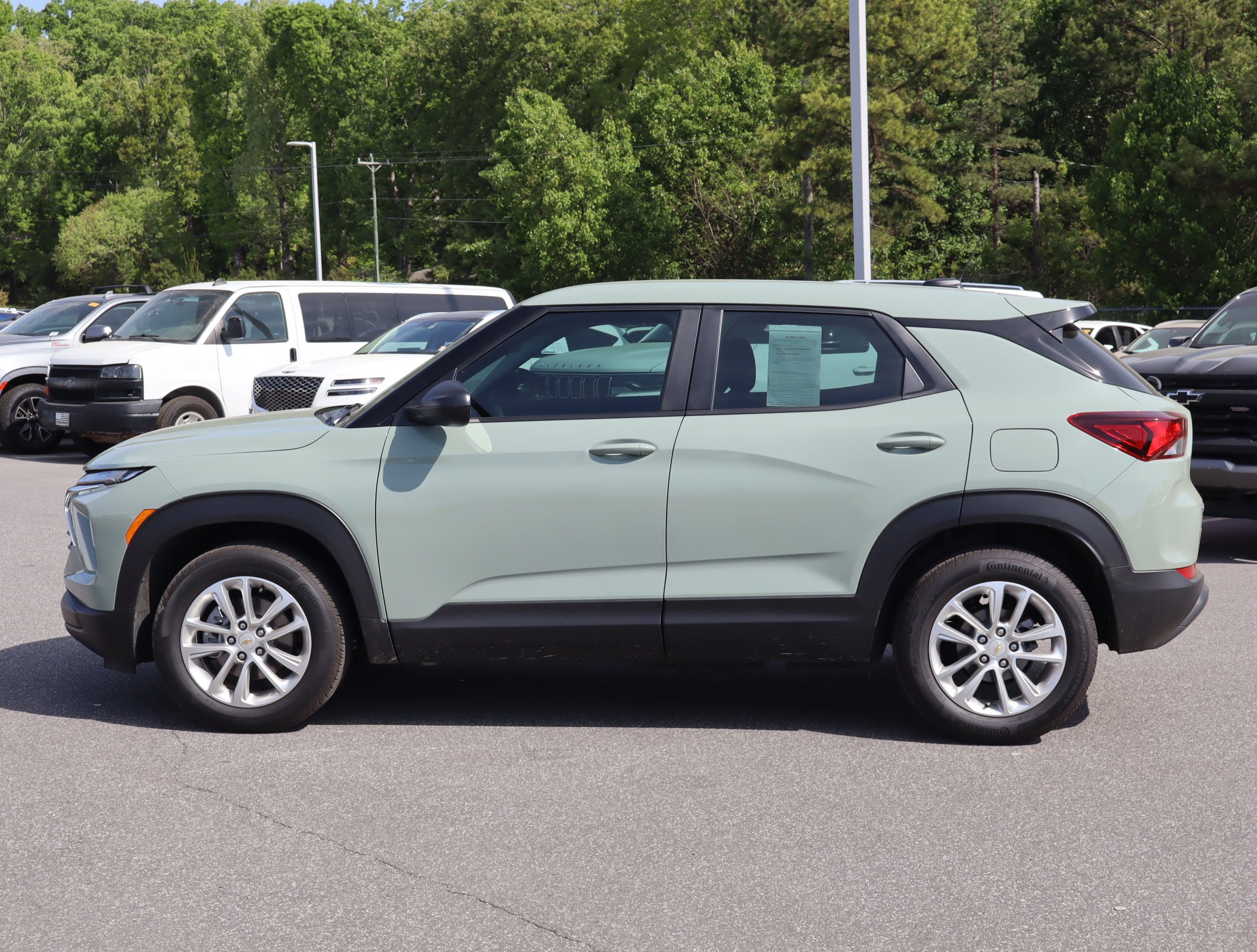 2026 Chevrolet Trailblazer LS photo 5