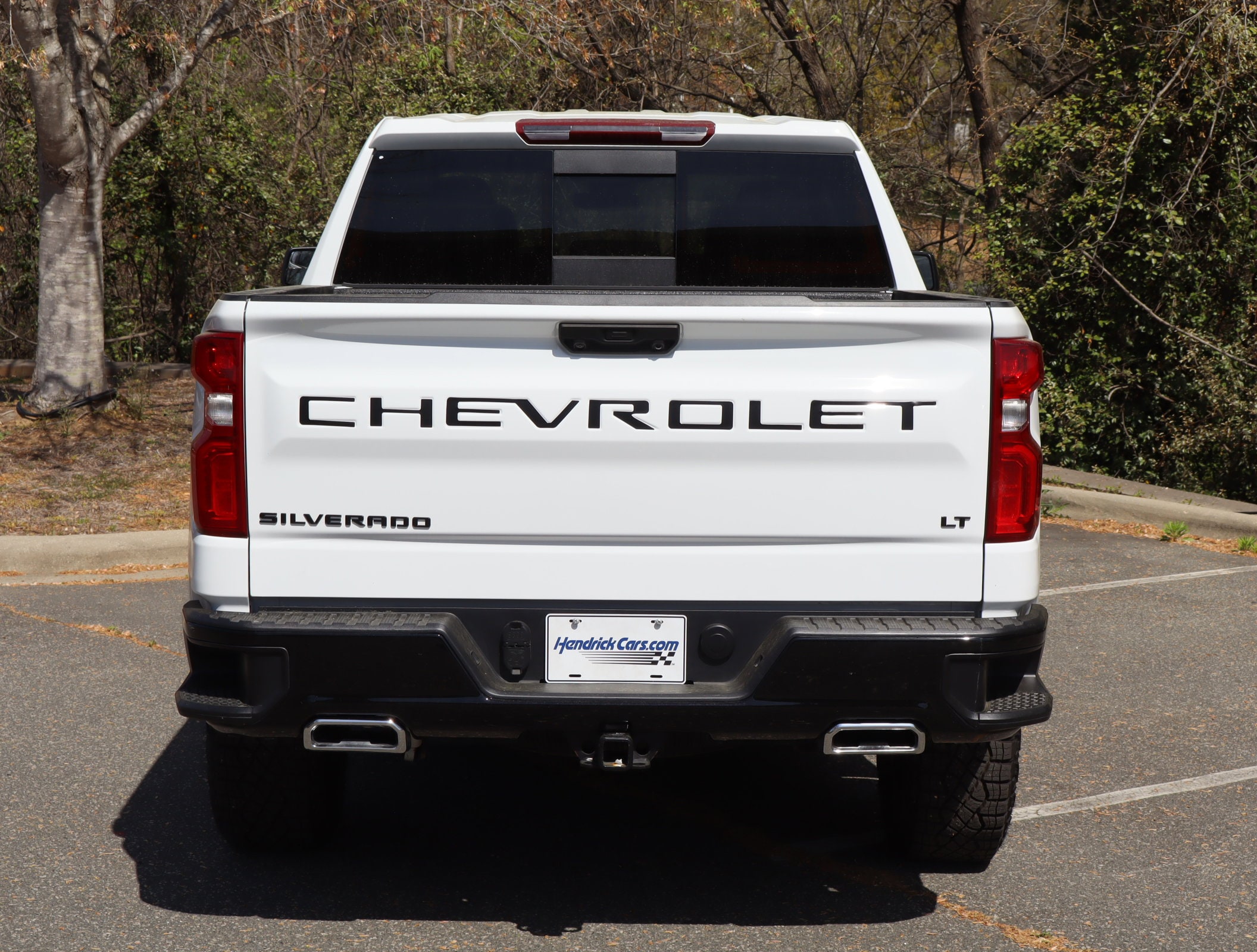 2025 Chevrolet Silverado 1500 LT Trail Boss photo 3