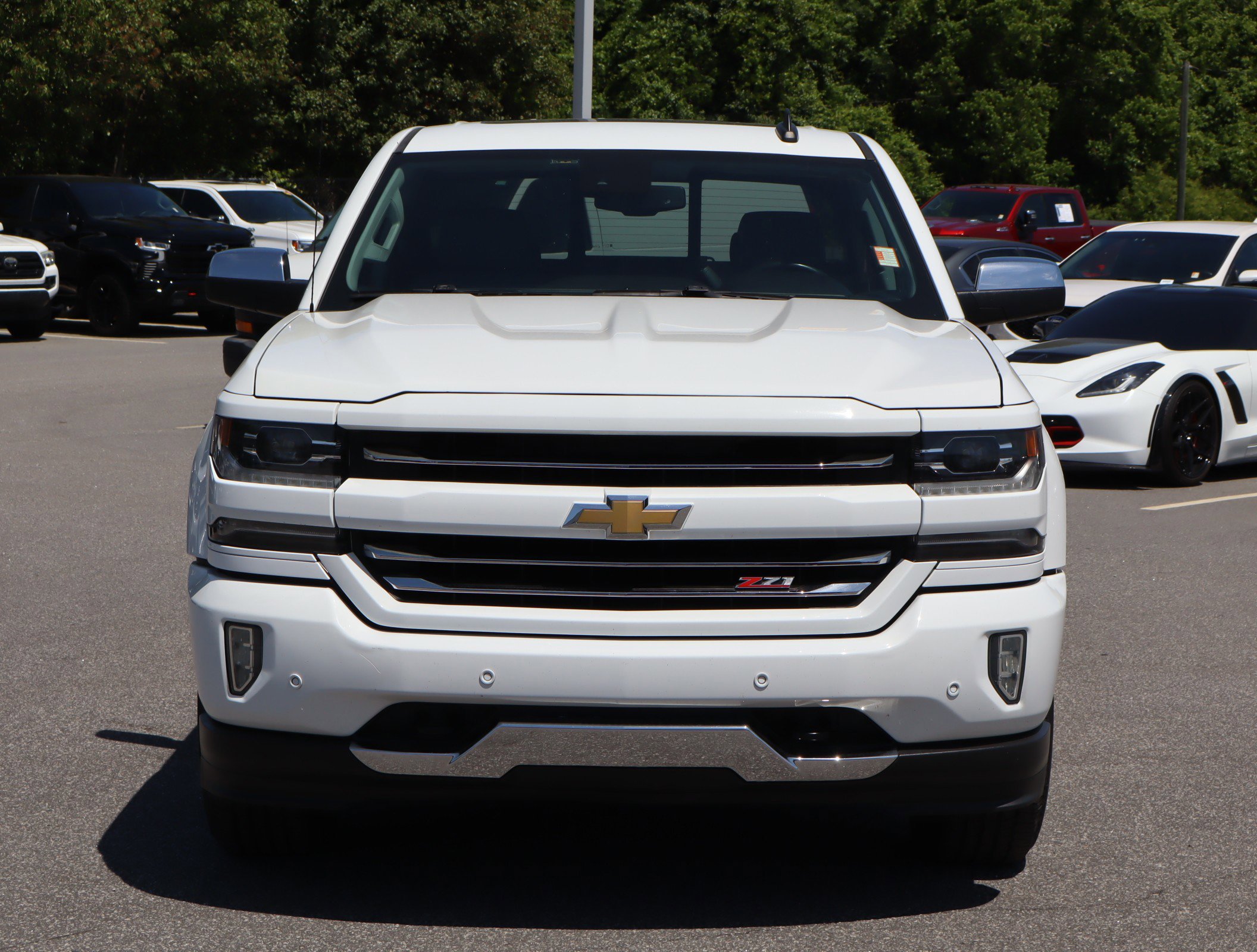 2016 Chevrolet Silverado 1500 LTZ photo 2