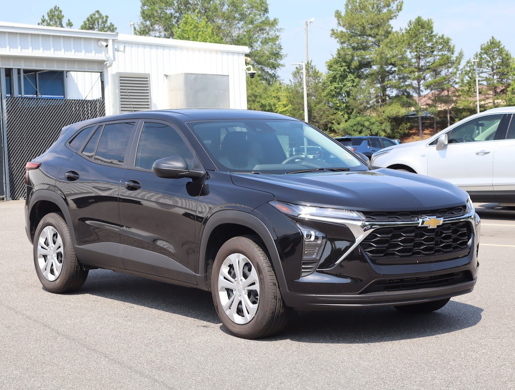 Used 2026 Chevrolet Trax LS SUV