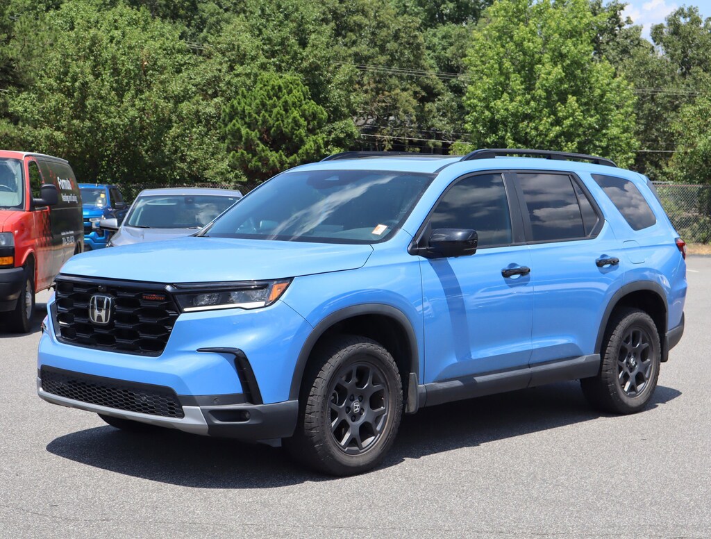 Used 2024 Honda Pilot TrailSport SUV