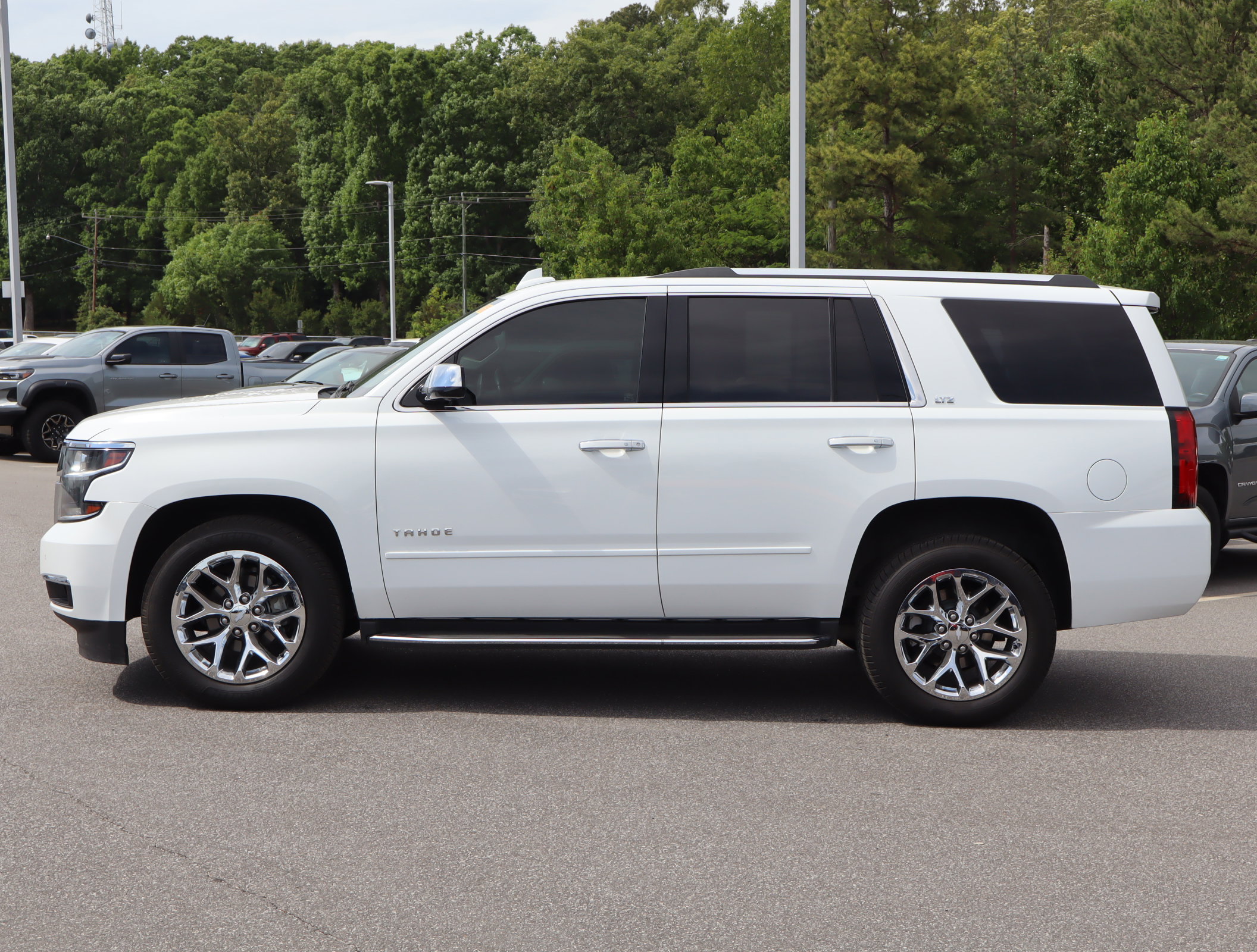 2016 Chevrolet Tahoe LTZ photo 5