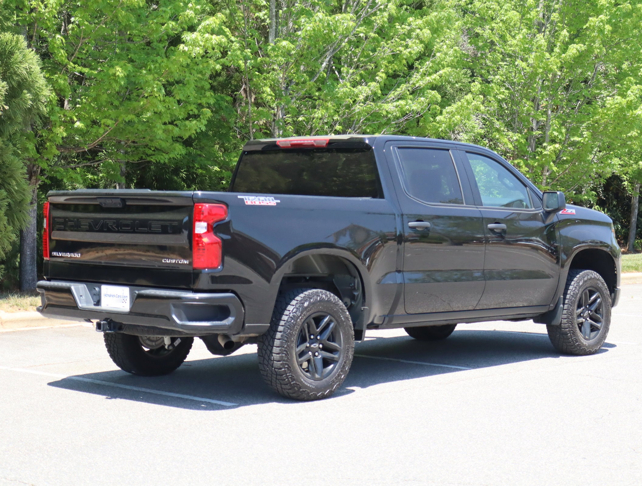 2025 Chevrolet Silverado 1500 Custom Trail Boss photo 3