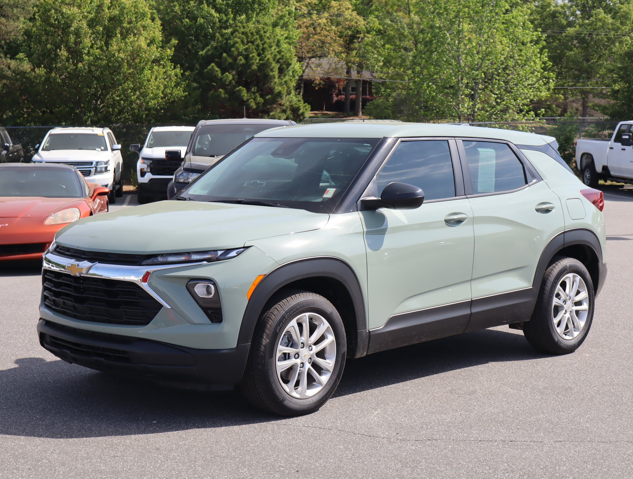 2026 Chevrolet Trailblazer LS photo 4