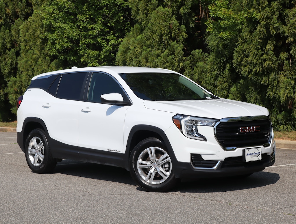 Used 2024 GMC Terrain SLE SUV