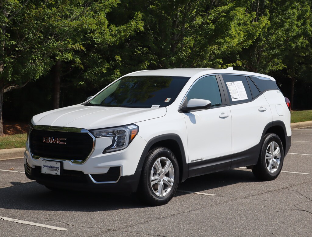 Used 2024 GMC Terrain SLE SUV