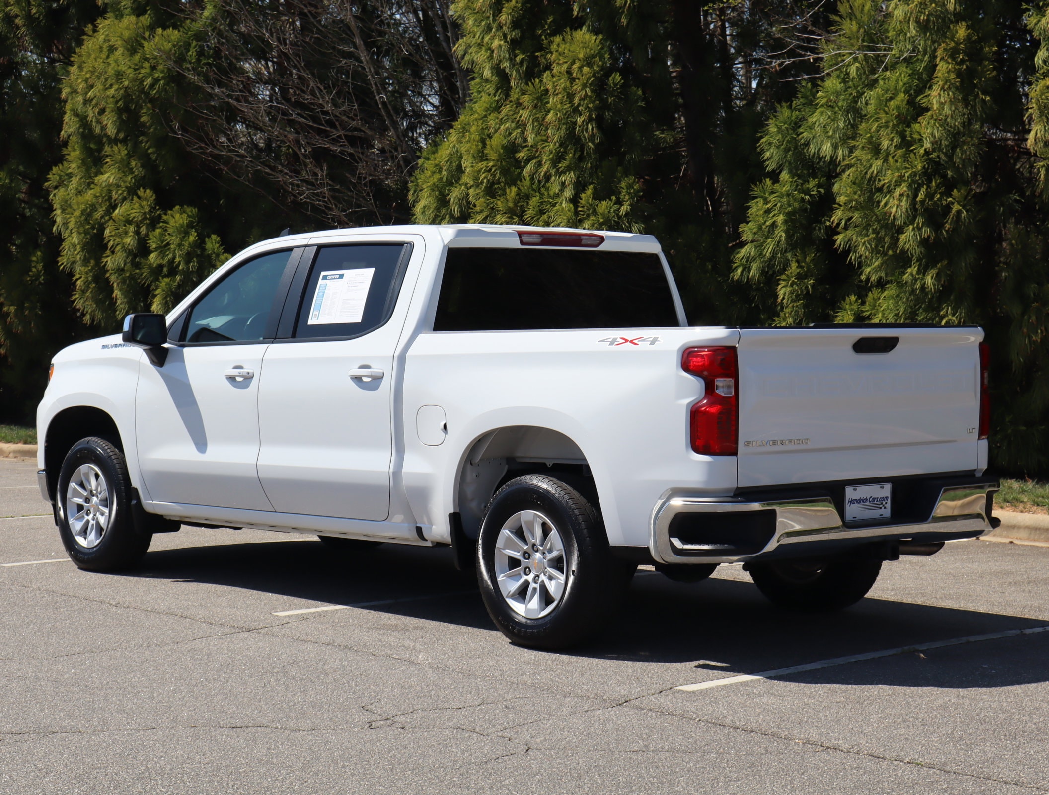 2025 Chevrolet Silverado 1500 LT photo 6
