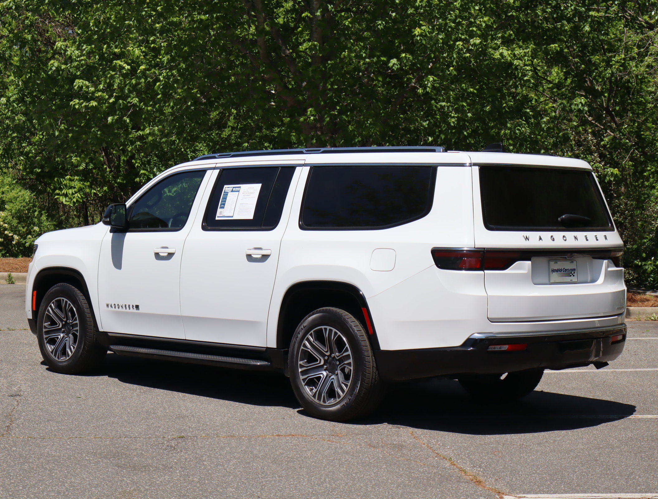 2024 Jeep Wagoneer L Series II photo 5