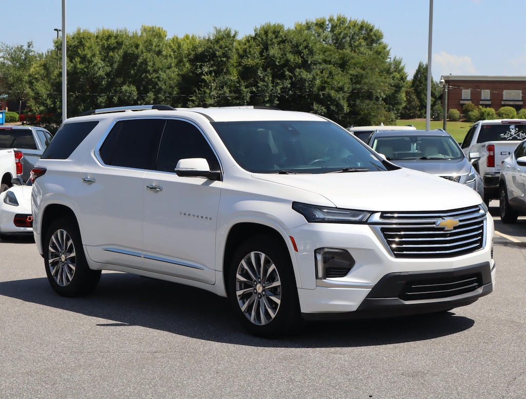 Used 2023 Chevrolet Traverse Premier SUV