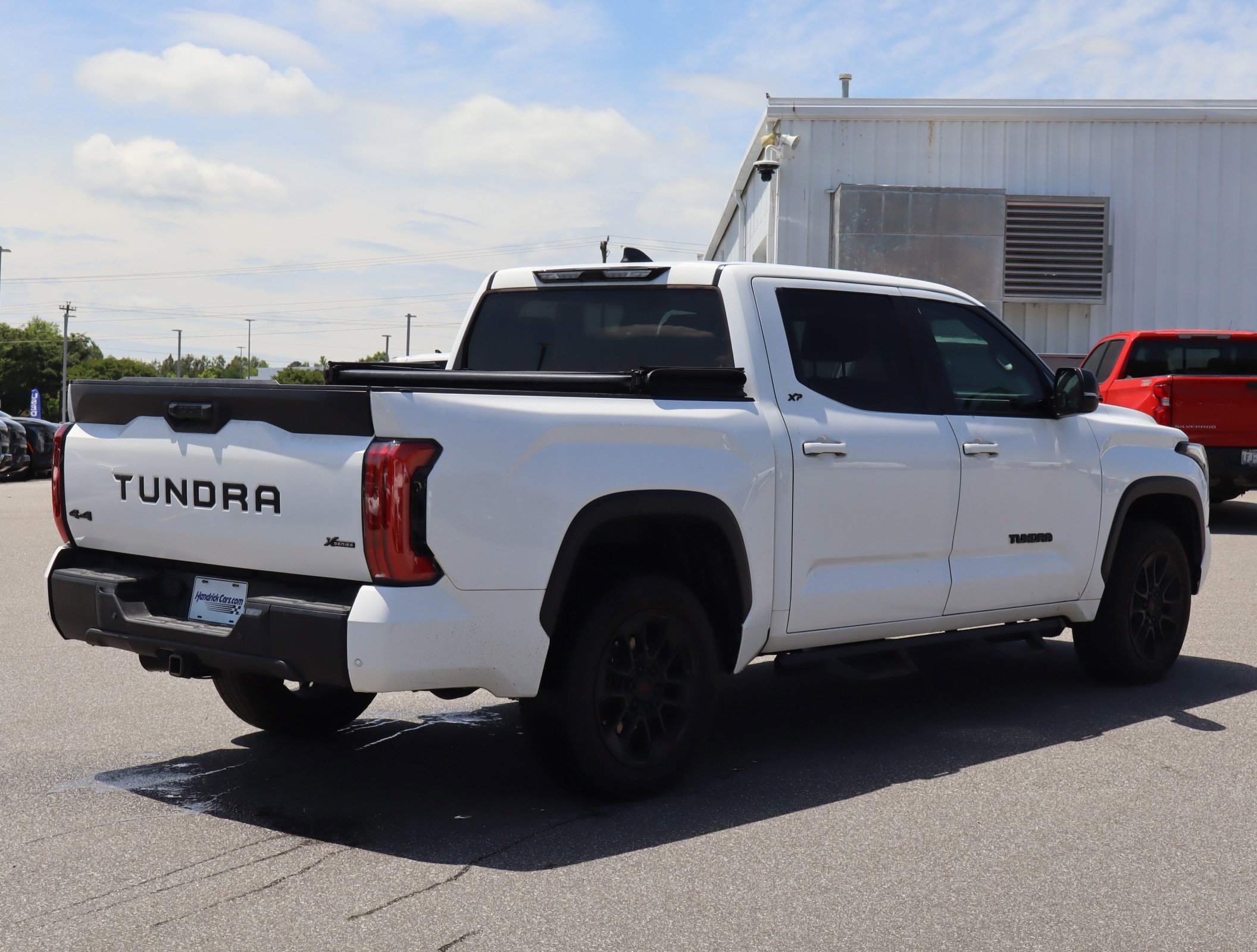 2024 Toyota Tundra 4WD SR5 photo 3