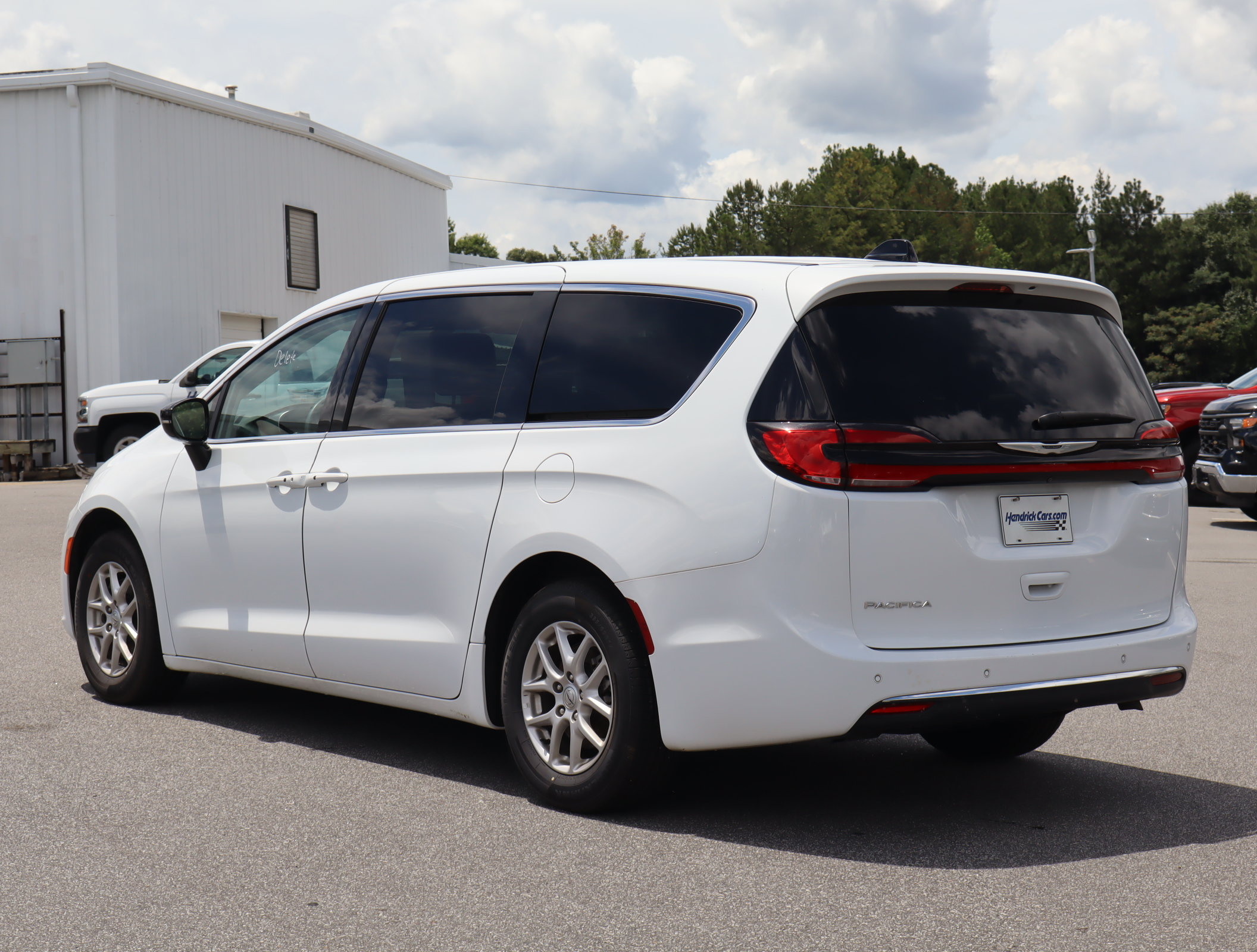 Chrysler Pacifica Touring L