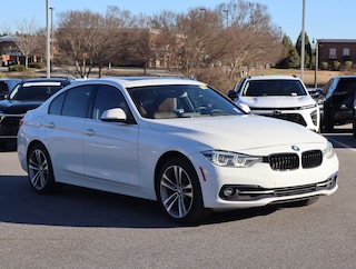 2017 BMW 3 Series 330i xDrive Sedan