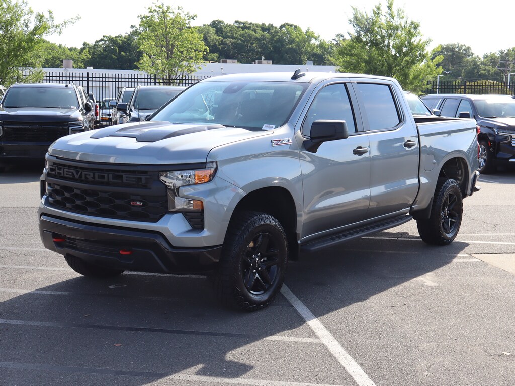 Used 2025 Chevrolet Silverado 1500 Custom Trail Boss Pickup