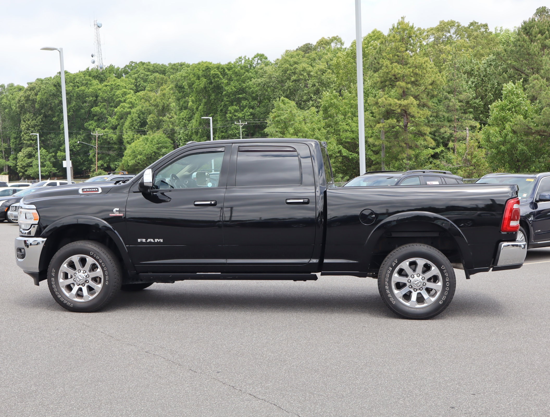 2022 Ram 3500 Laramie photo 4