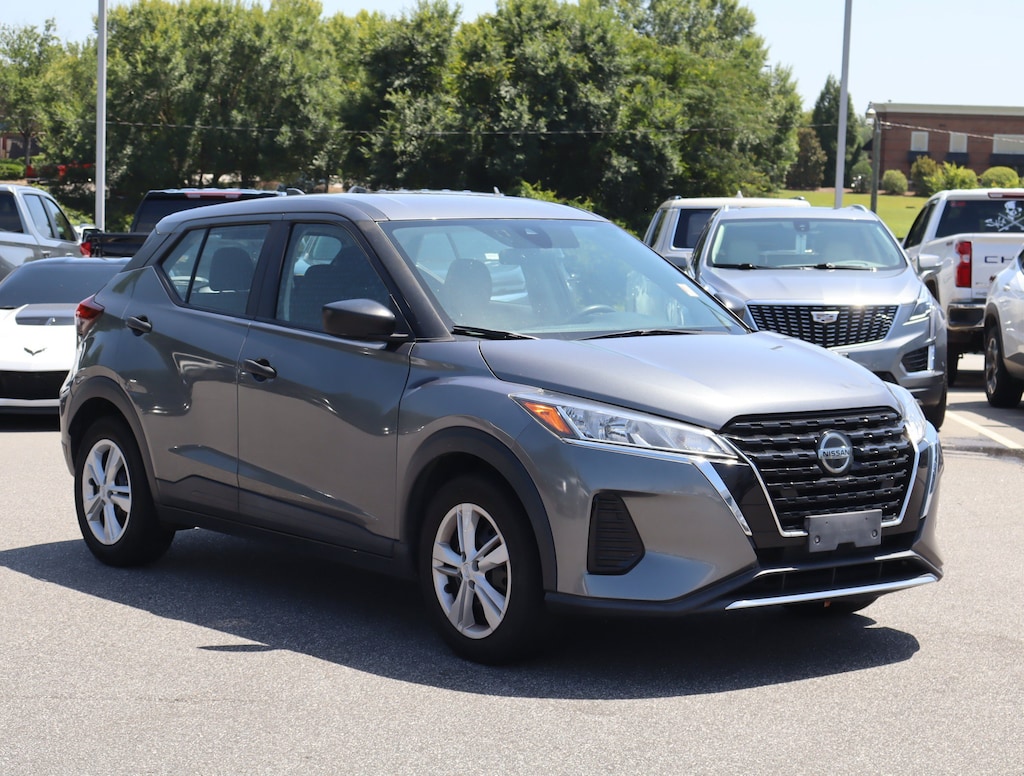 Used 2021 Nissan Kicks S SUV