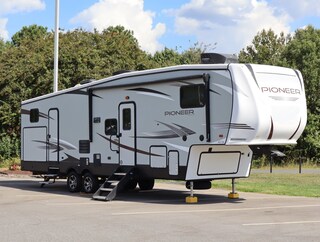 2019 Pioneer Camper