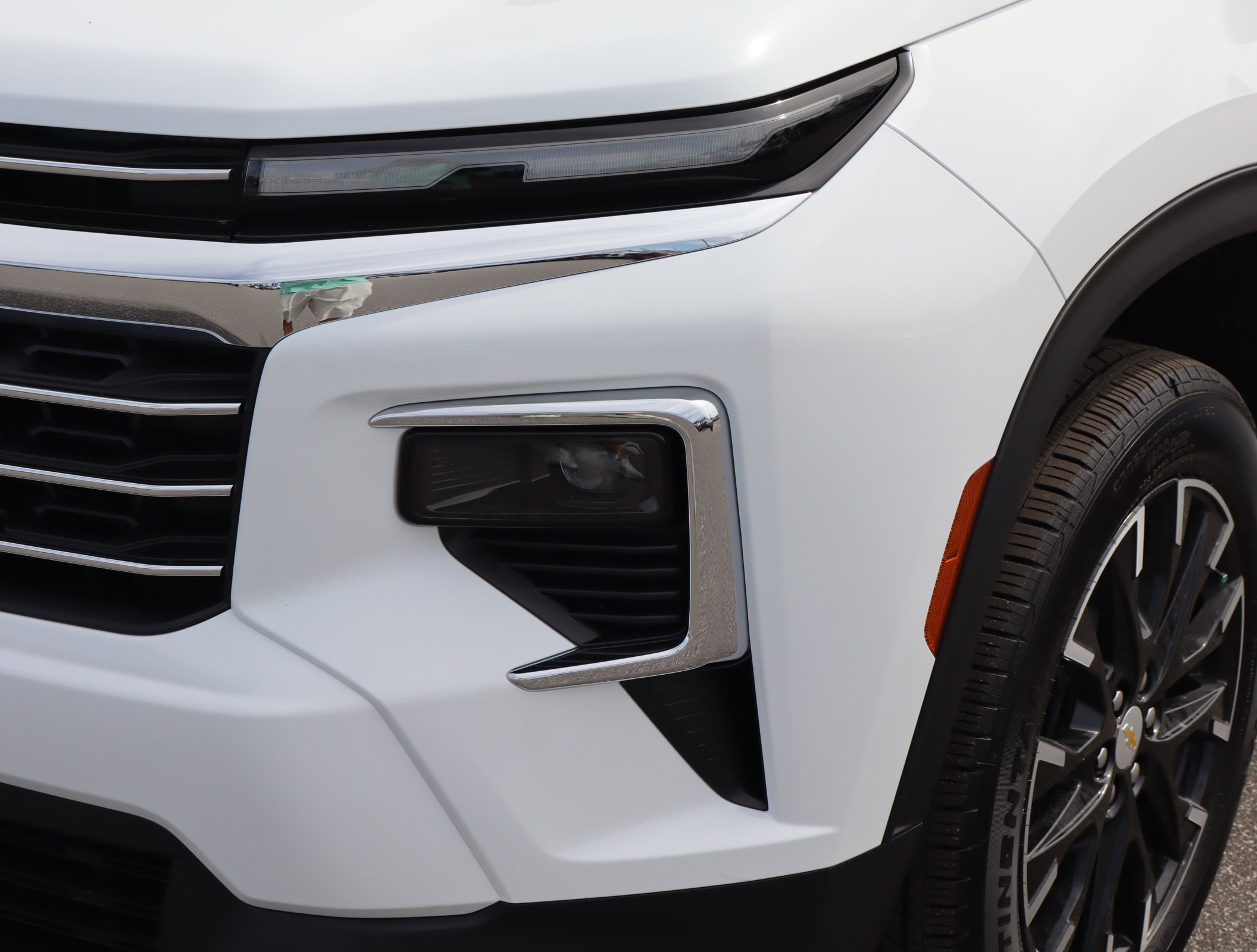 2026 Chevrolet Traverse FWD LT photo 6