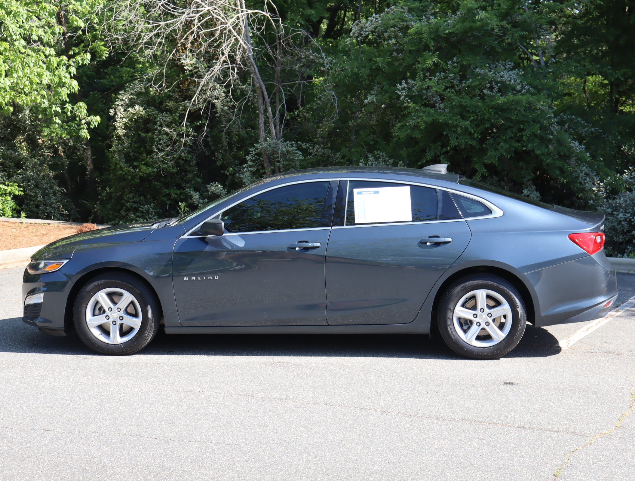 2020 Chevrolet Malibu LS photo 5