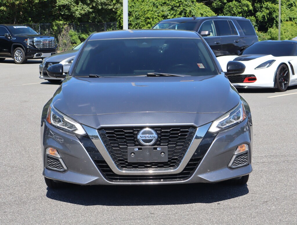 Used 2020 Nissan Altima 2.5 SR Sedan