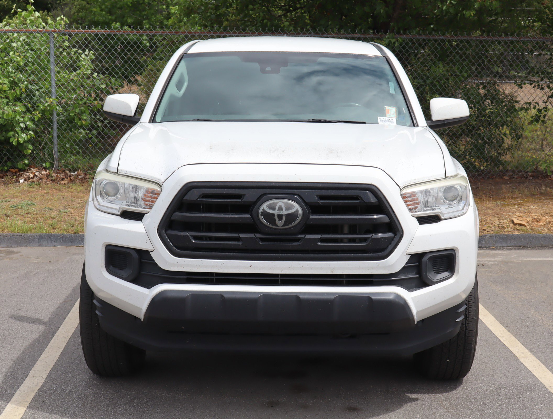 2018 Toyota Tacoma SR photo 2