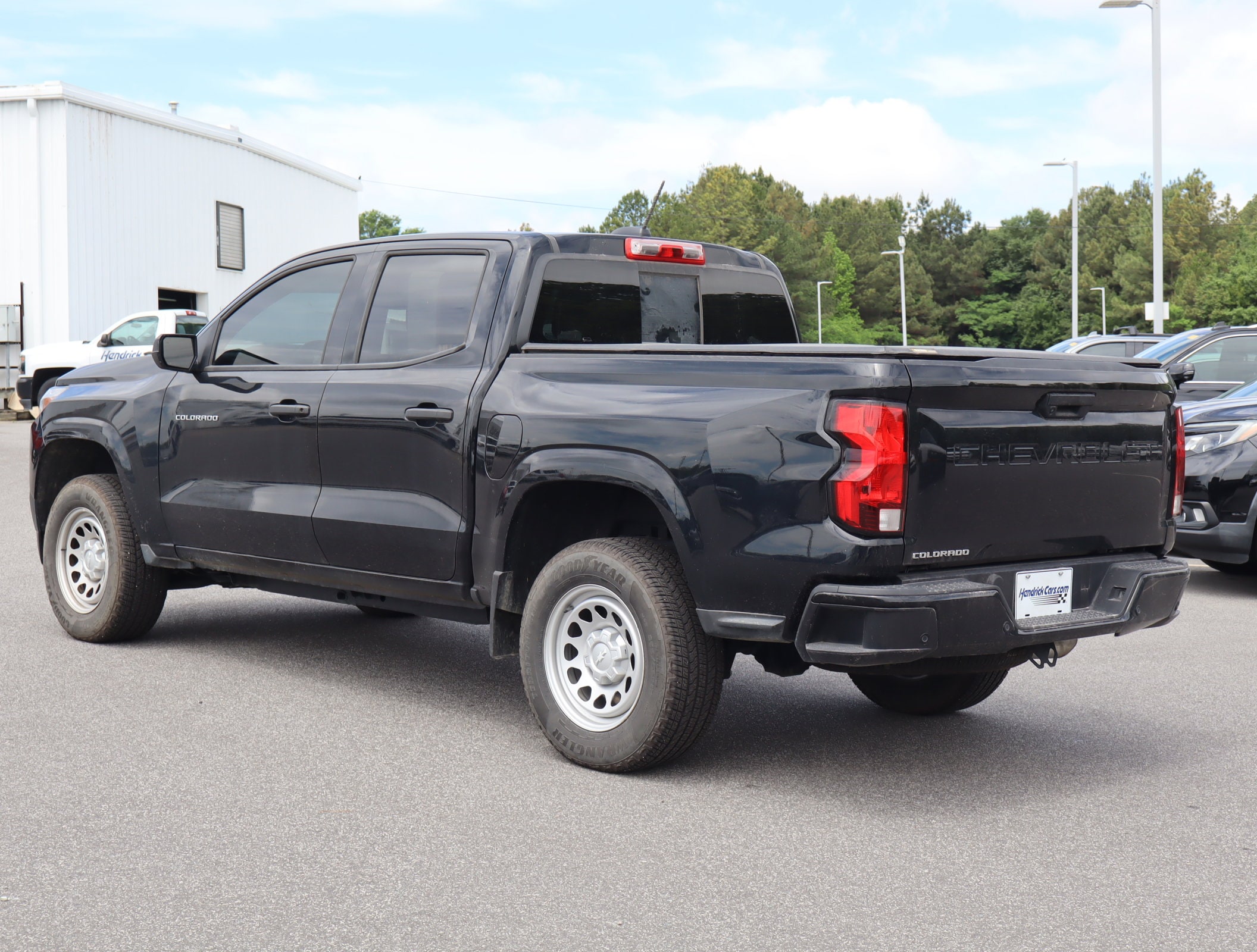 2025 Chevrolet Colorado 2WD Work Truck photo 5