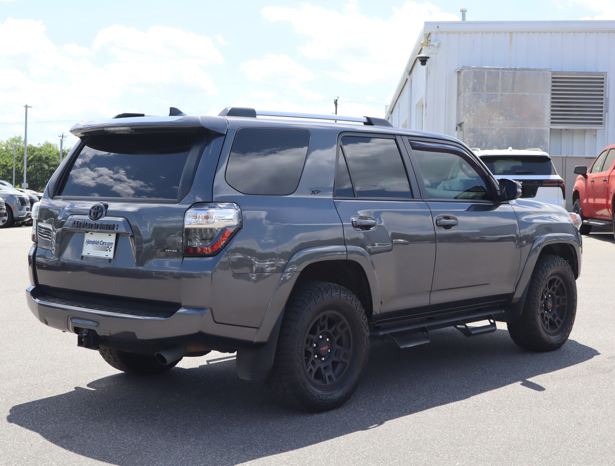 2023 Toyota 4Runner SR5 Premium photo 3