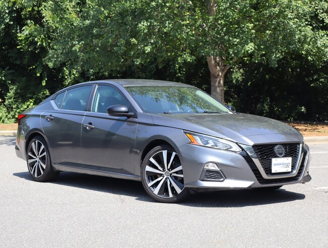 2020 Nissan Altima 2.5 SR Sedan