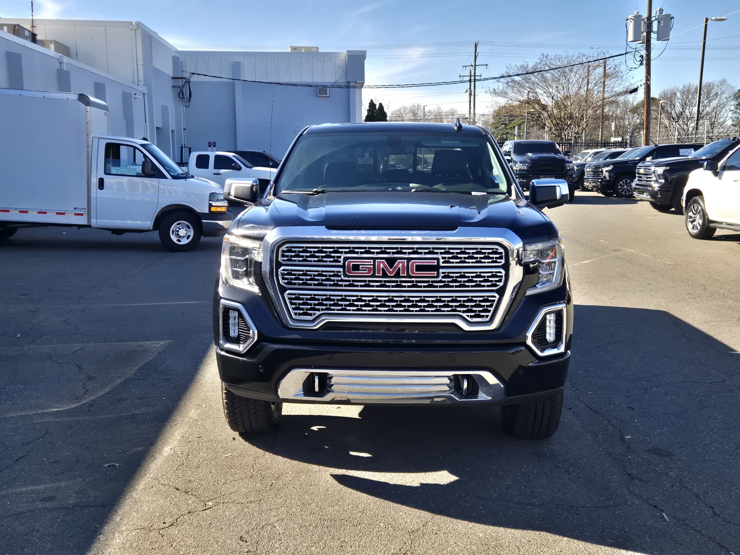 2020 GMC Sierra 1500 Denali photo 2