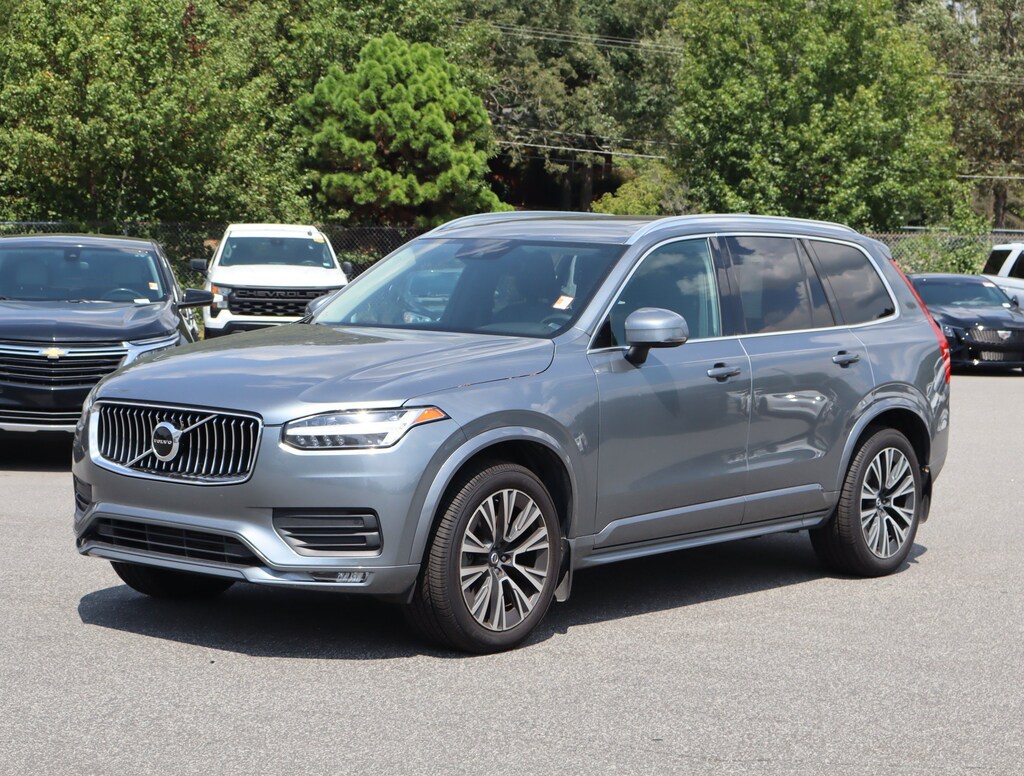 Used 2020 Volvo XC90 Momentum SUV