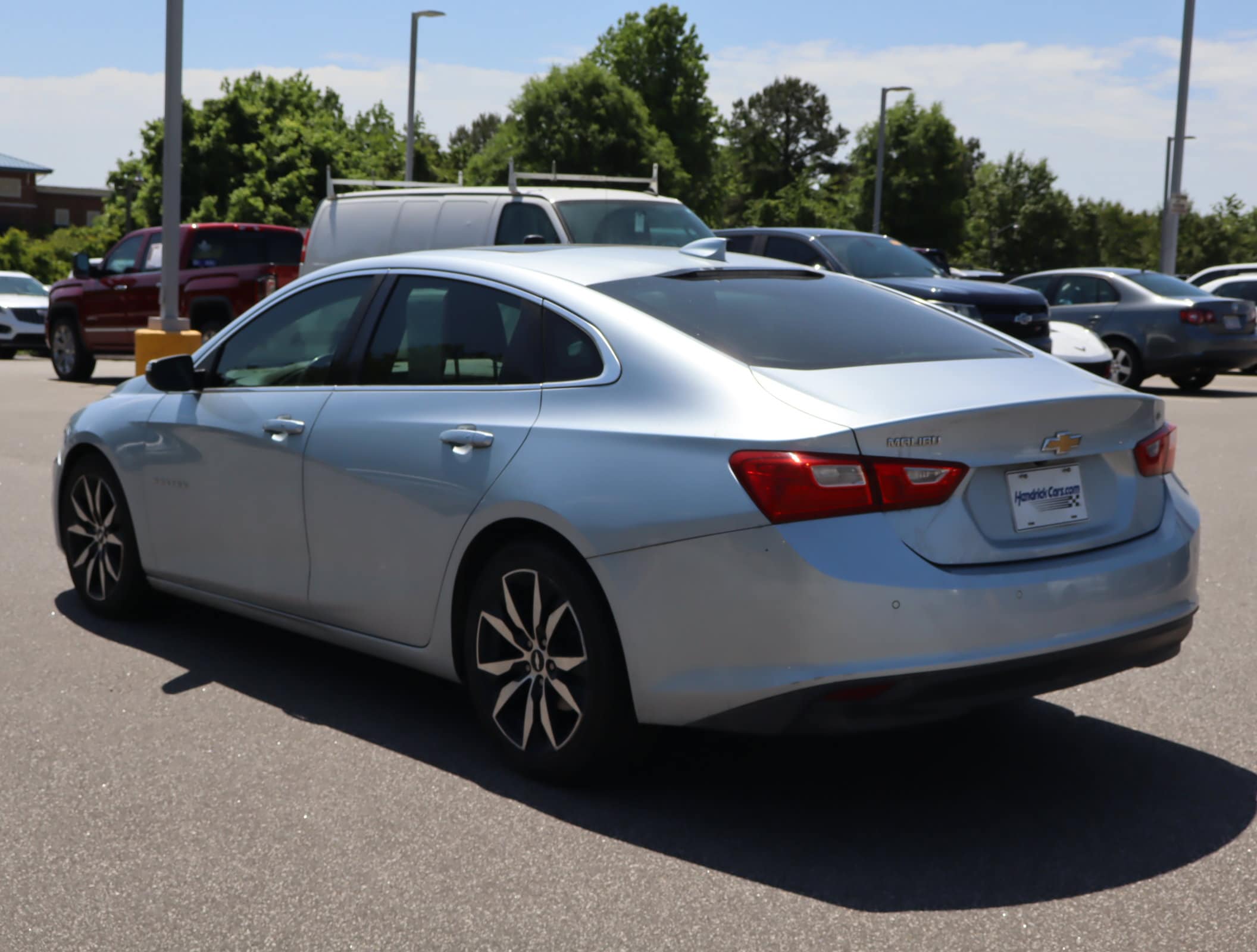2017 Chevrolet Malibu LT photo 5