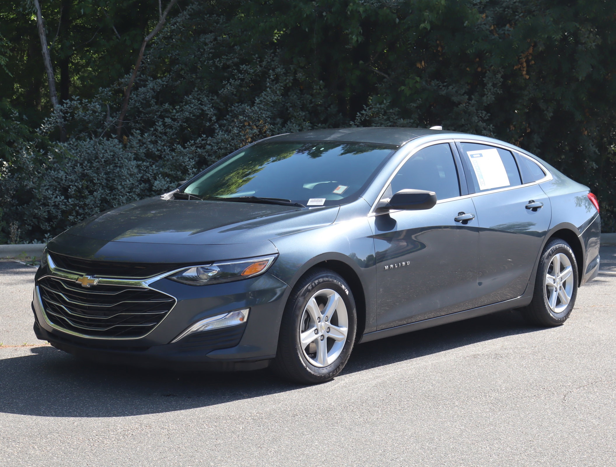 2020 Chevrolet Malibu LS photo 4
