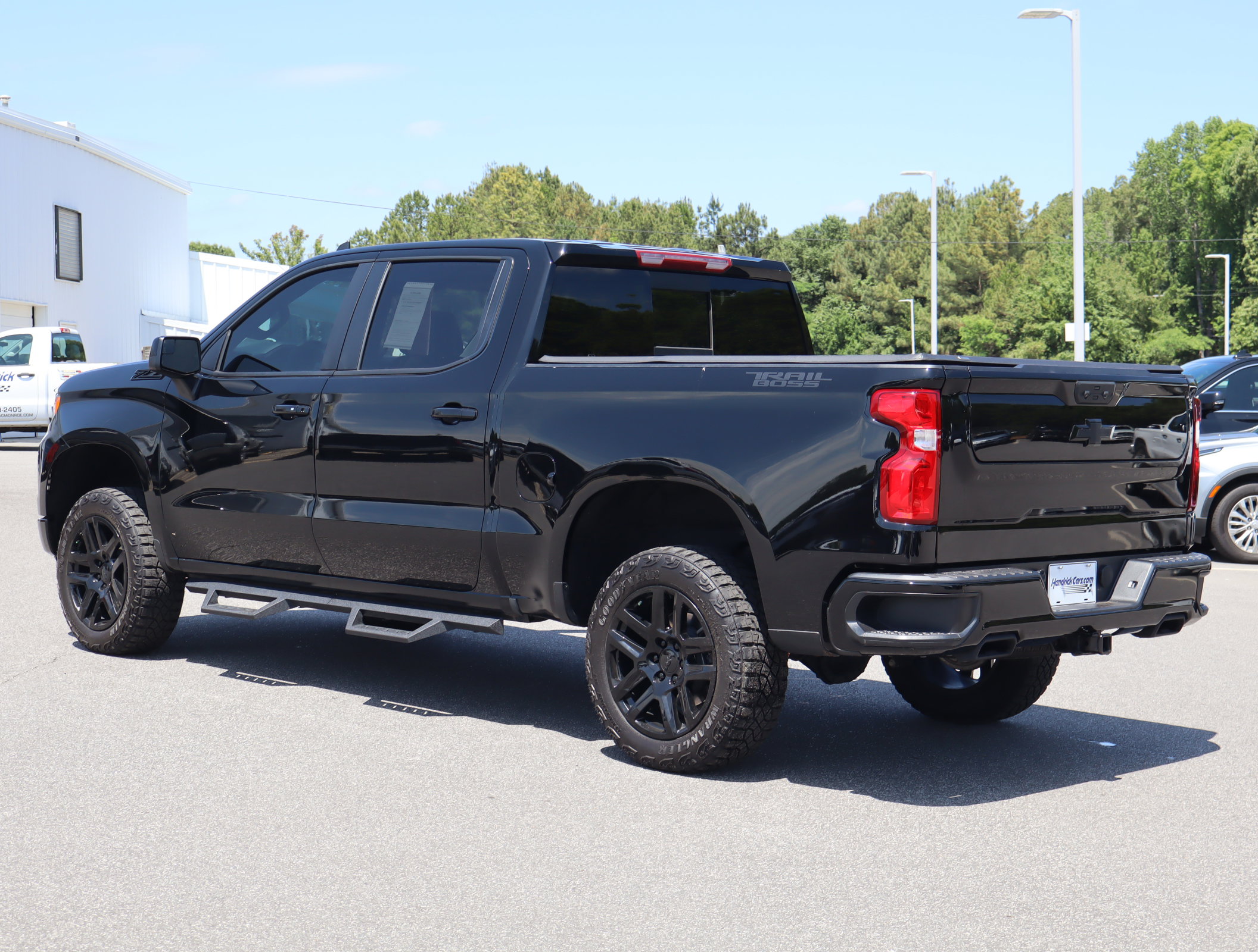 2025 Chevrolet Silverado 1500 LT Trail Boss photo 5